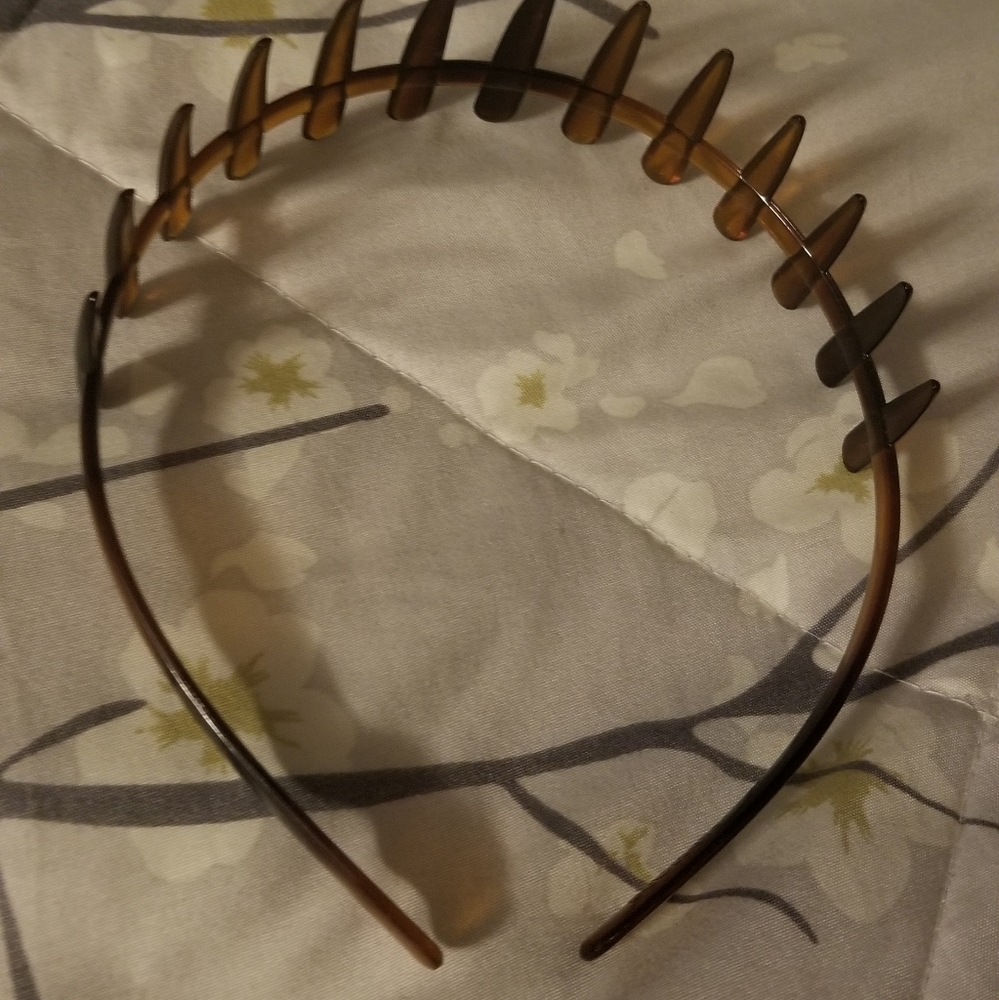 10/$10 Spikey Brown Plastic Headband